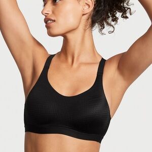 Victoria’s Secret Lightweight mesh sports bra - 36DDD / 36F